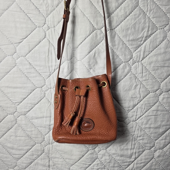 Dooney & Bourke Handbags - Vintage Dooney & Bourke Crossbody Bag Leather Bucket Drawstring Purse
